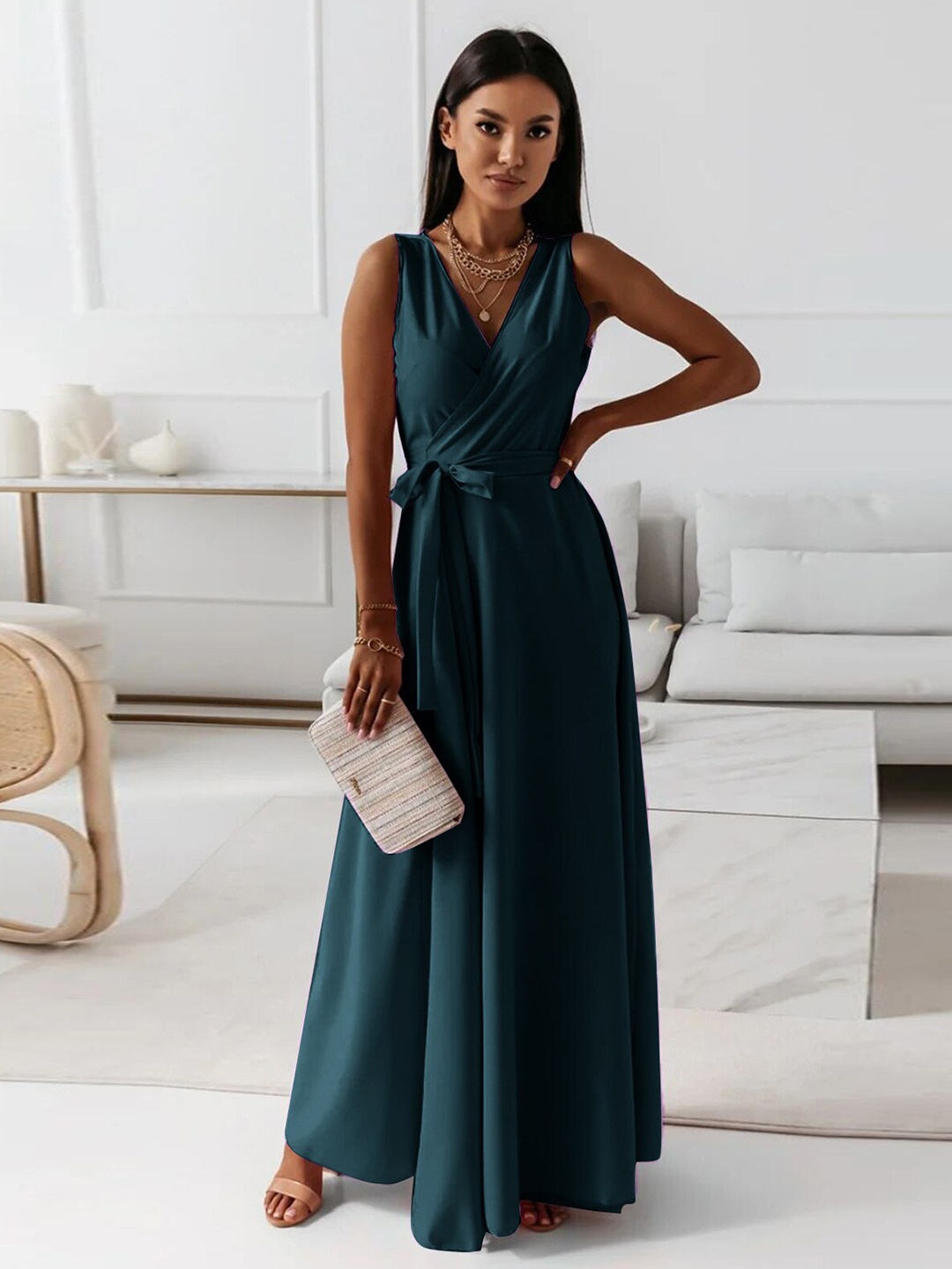 

Stylecast X KPOP Green V-Neck Maxi Dress