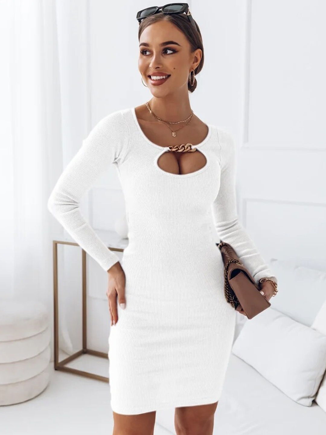 

Stylecast X KPOP White Keyhole Neck Bodycon Dress