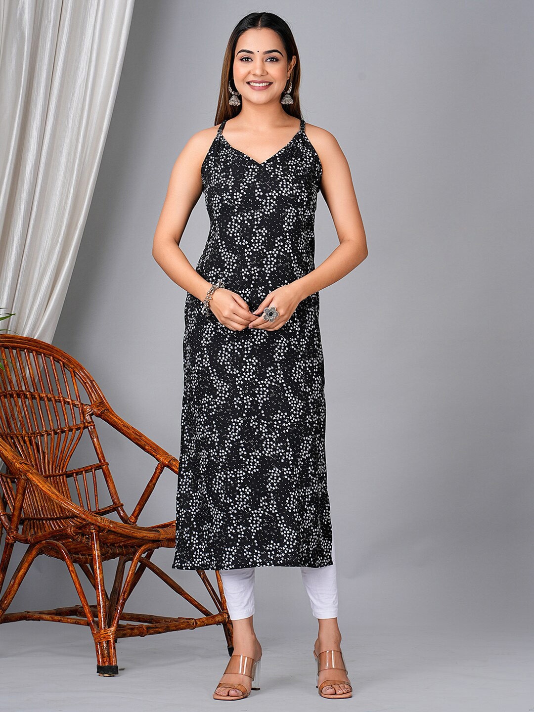 

KPF Shoulder Straps Floral Printed Straight Kurta, Black