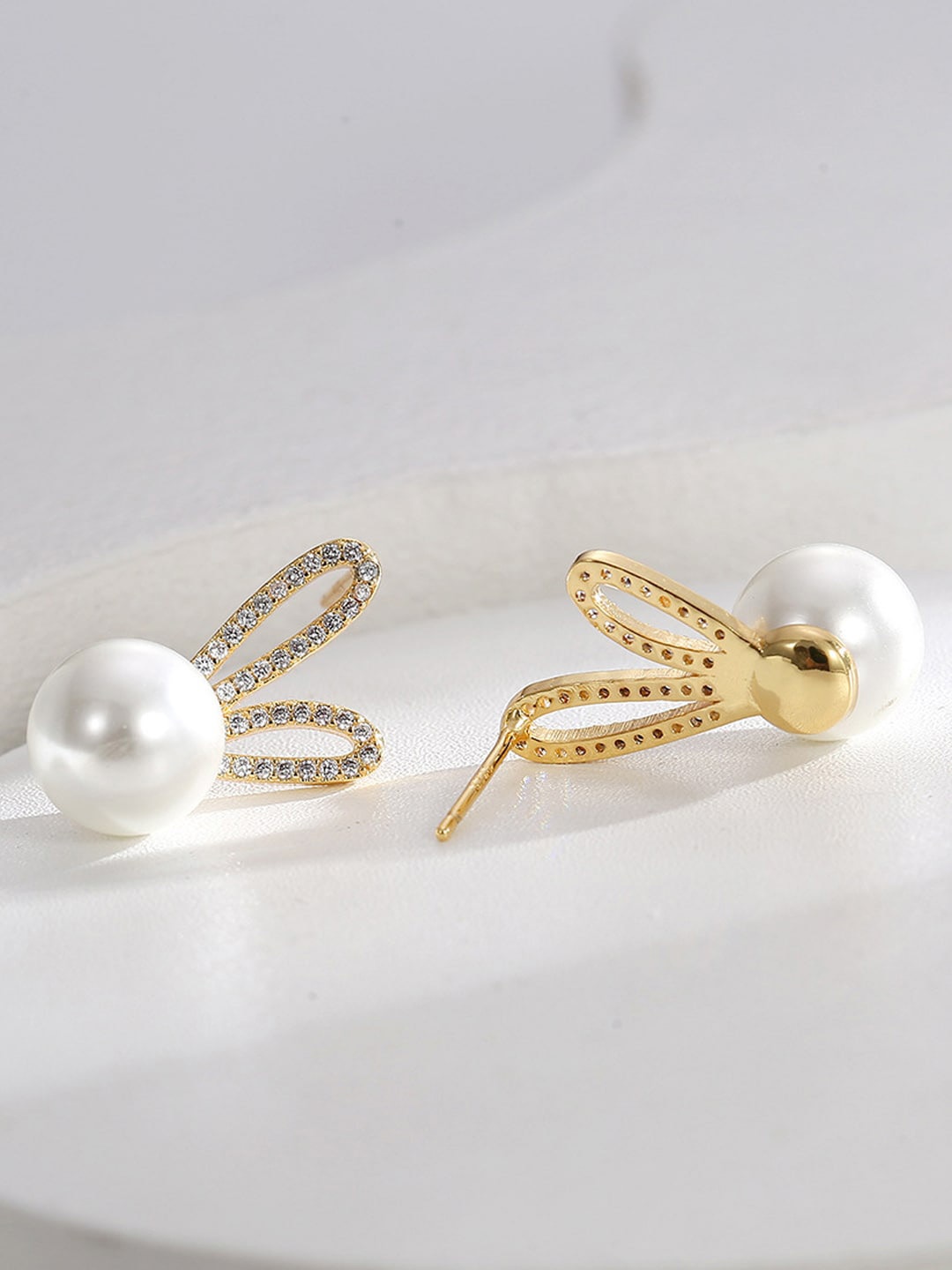 

Krelin Gold-Plated Stone Studded & Beaded Studs Earrings