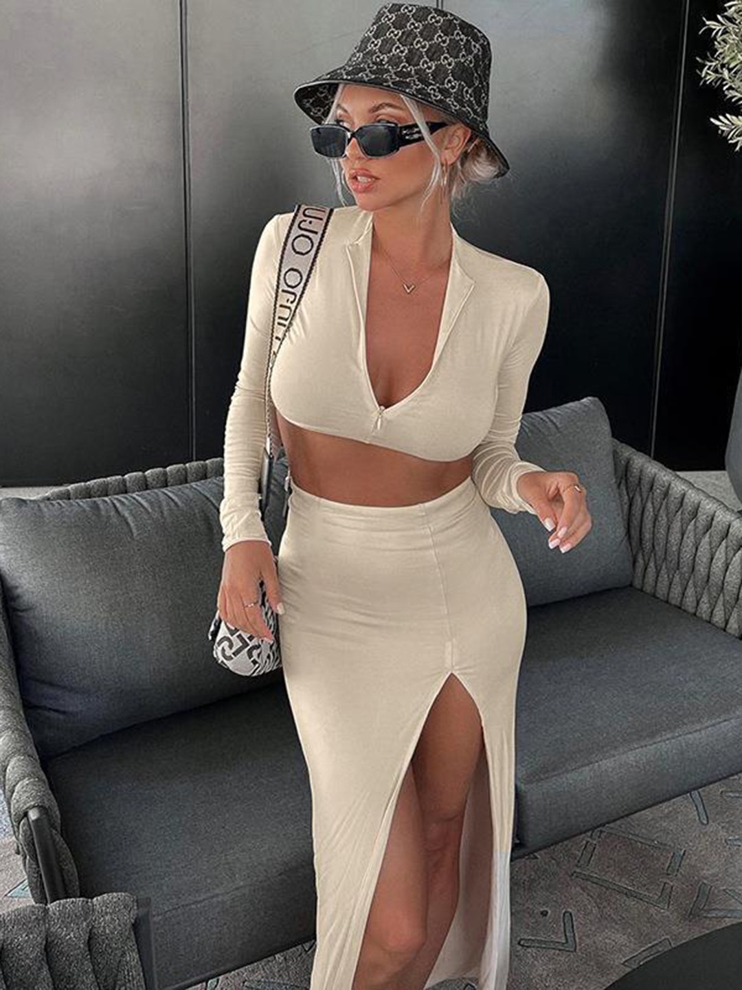 

StyleCast Off White V-Neck Crop Top With Maxi Skirt