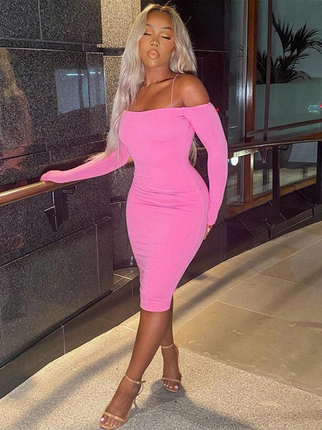 

StyleCast Pink Off-Shoulder Bodycon Midi Dress