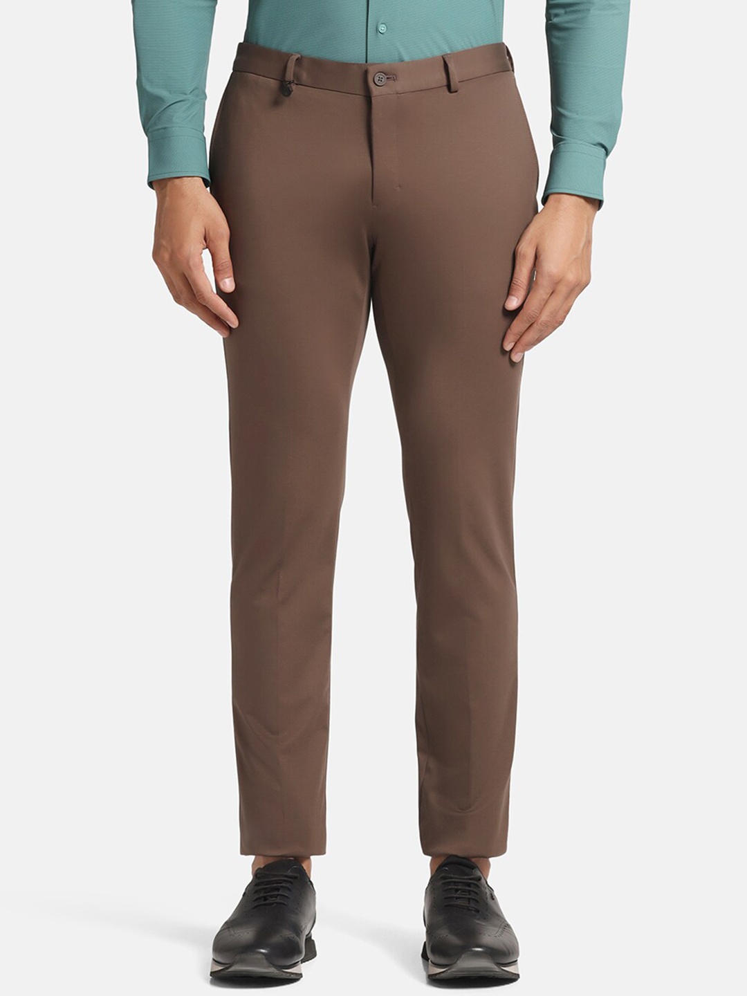 

Blackberrys TechPro Men Brown Solid Formal Trouser