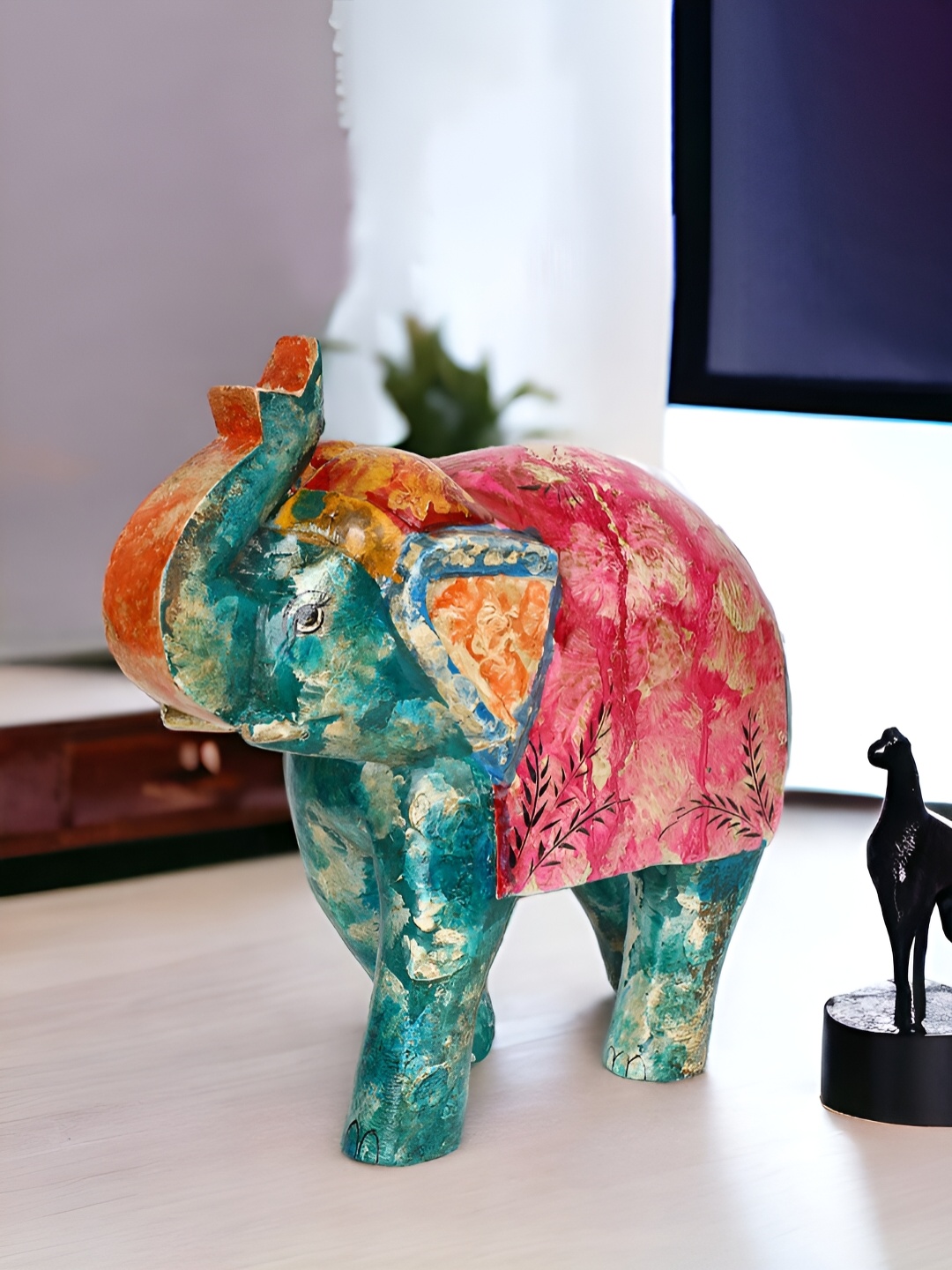 

THE COCOTIER Green & Red Animal Figurine Showpiece
