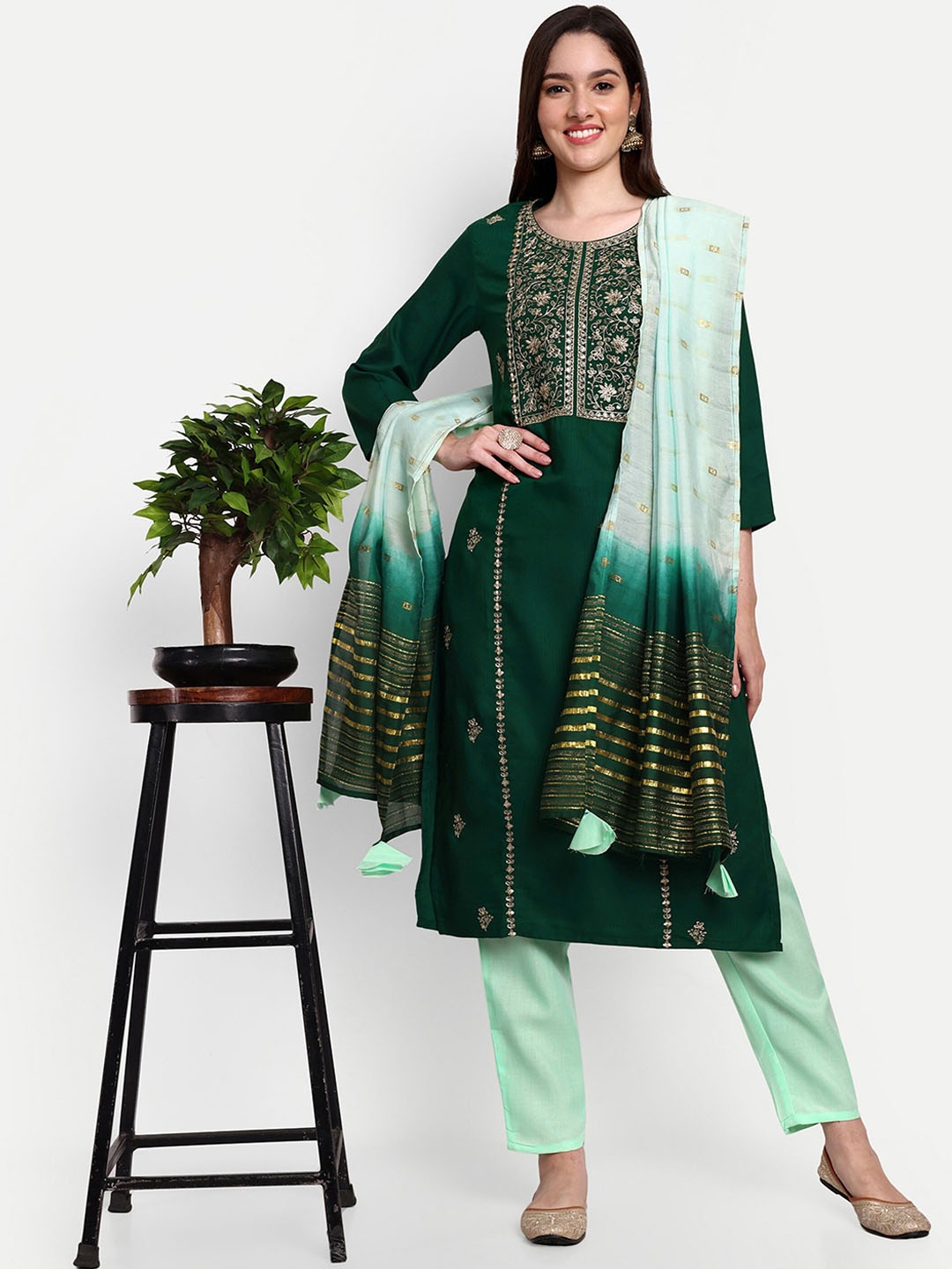 

J.KANJI Ethnic Motifs Yoke Design Regular Zardozi Kurta With Trousers & Dupatta, Green