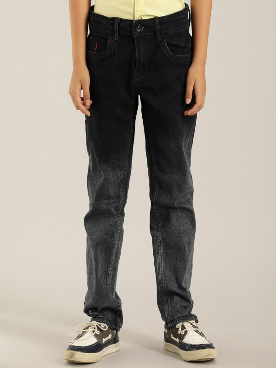 

Indian Terrain Boys Regular Fit Mid Rise Jeans, Grey