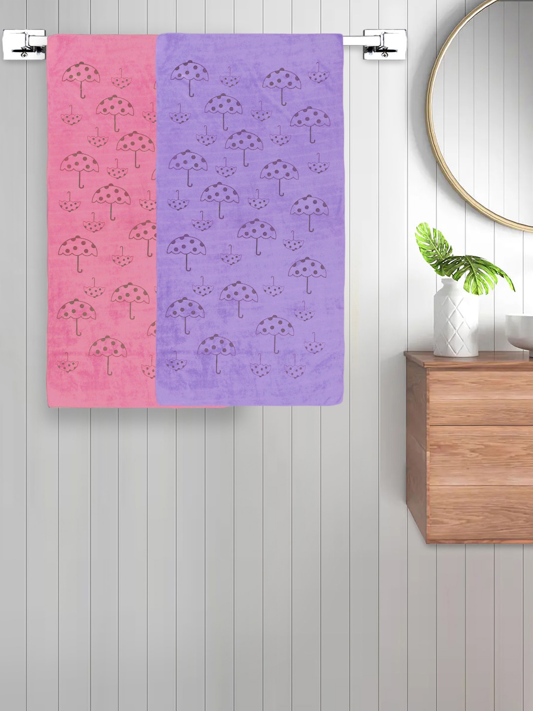 

FABINALIV Pink & Lavender 2 Pieces Printed 420 GSM Cotton Bath Towels