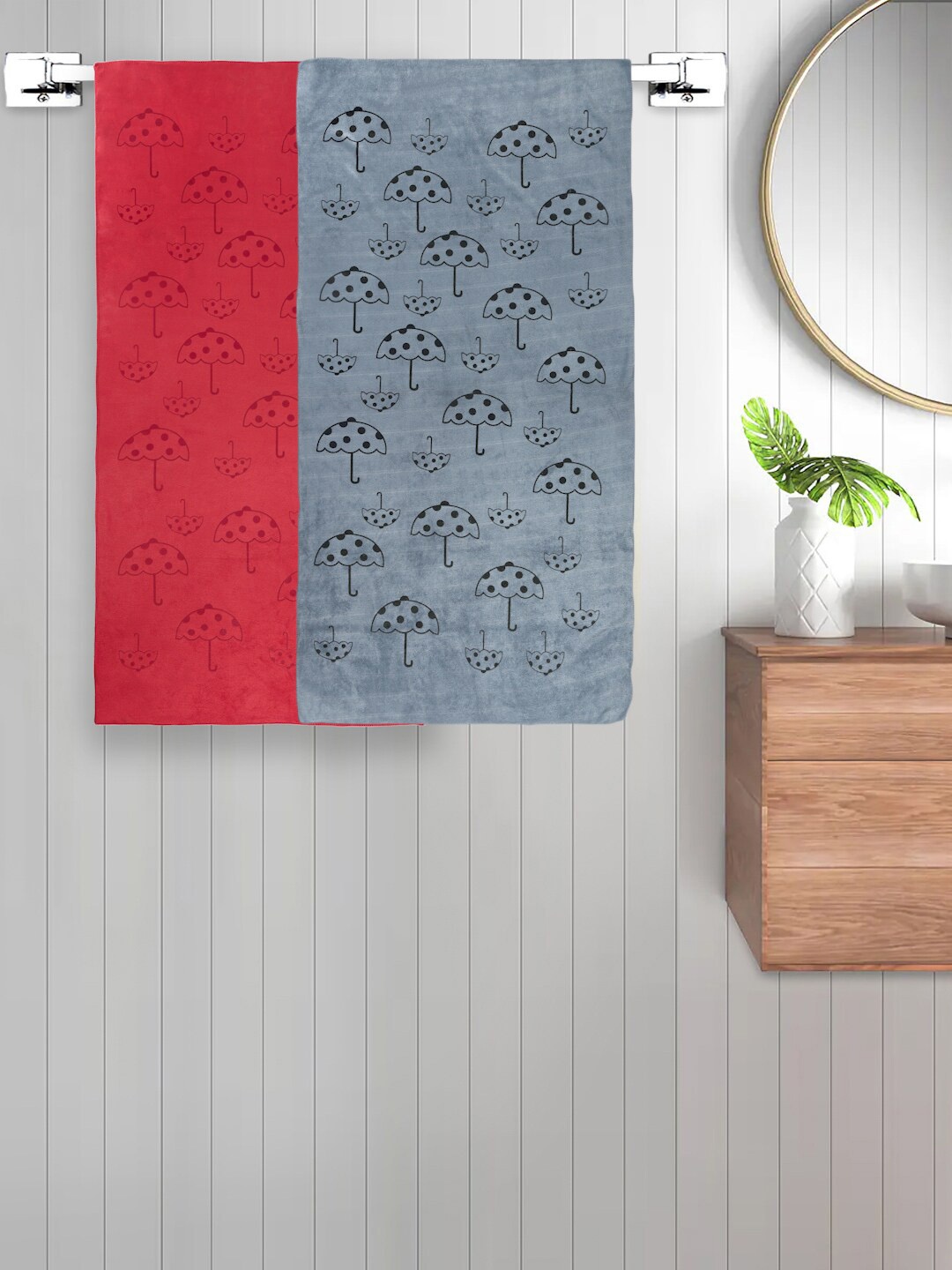 

FABINALIV Red & Grey 2 Pieces 420 GSM Cotton Bath Towels