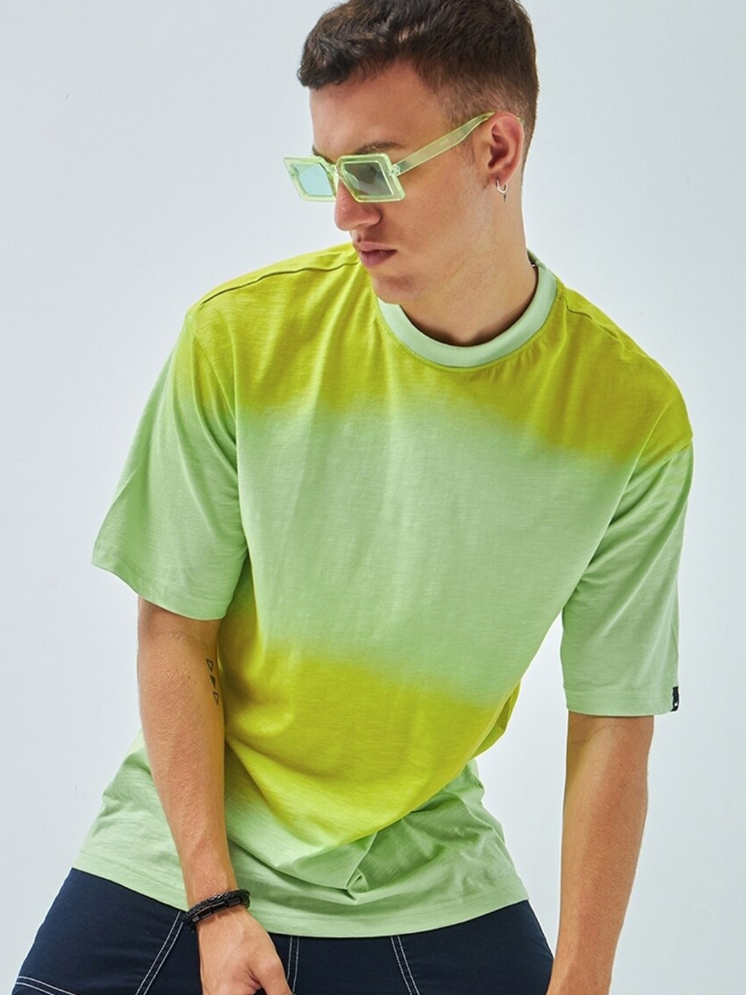 

Bewakoof AIR Ombre Pure Cotton Oversized T-shirt, Green