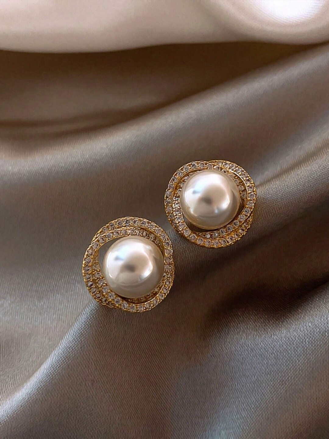 

VAGHBHATT Gold-Plated Stone Studded Studs