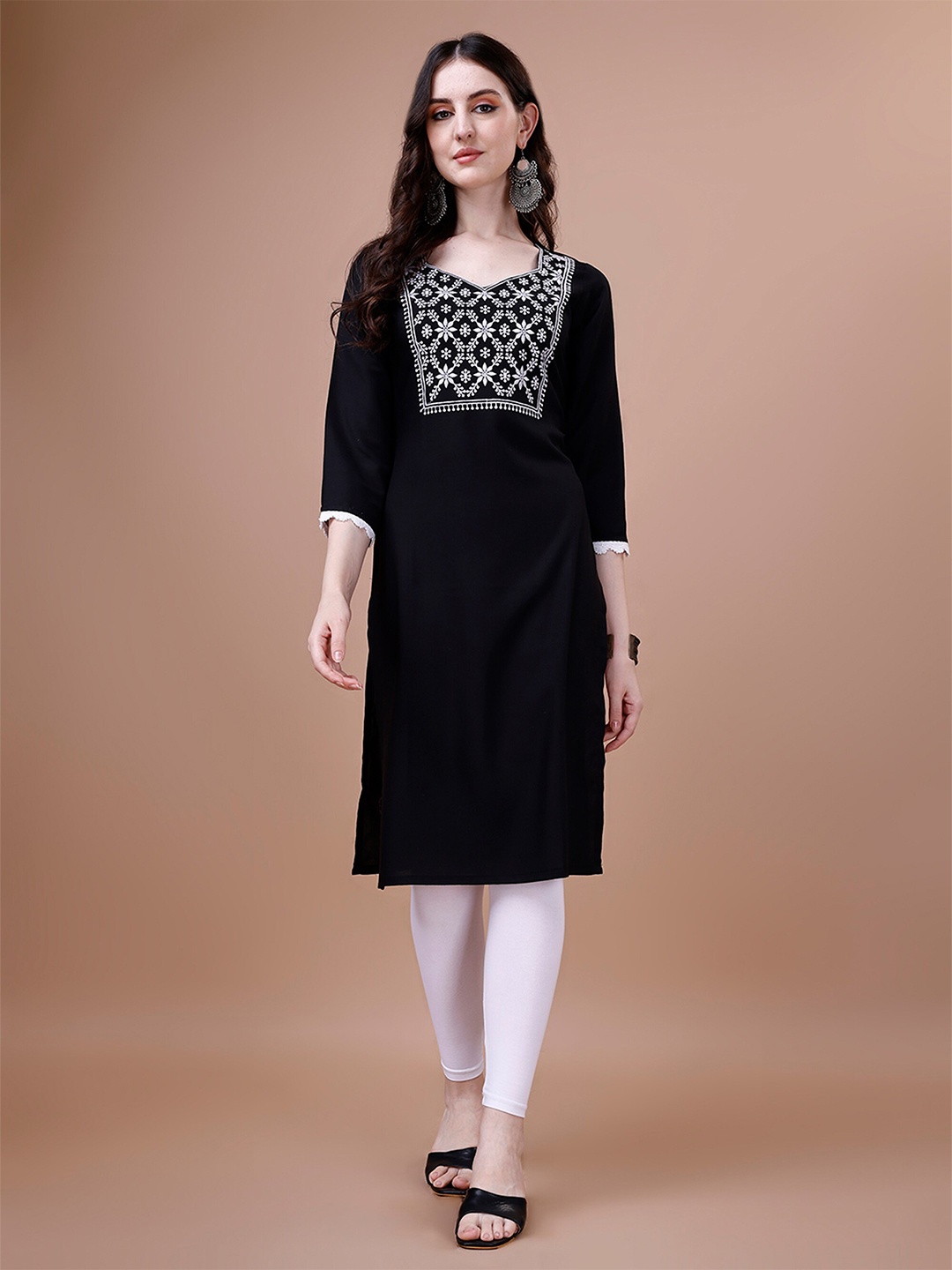 

N N ENTERPRISE Ethnic Motifs Embroidered Straight Kurta, Black