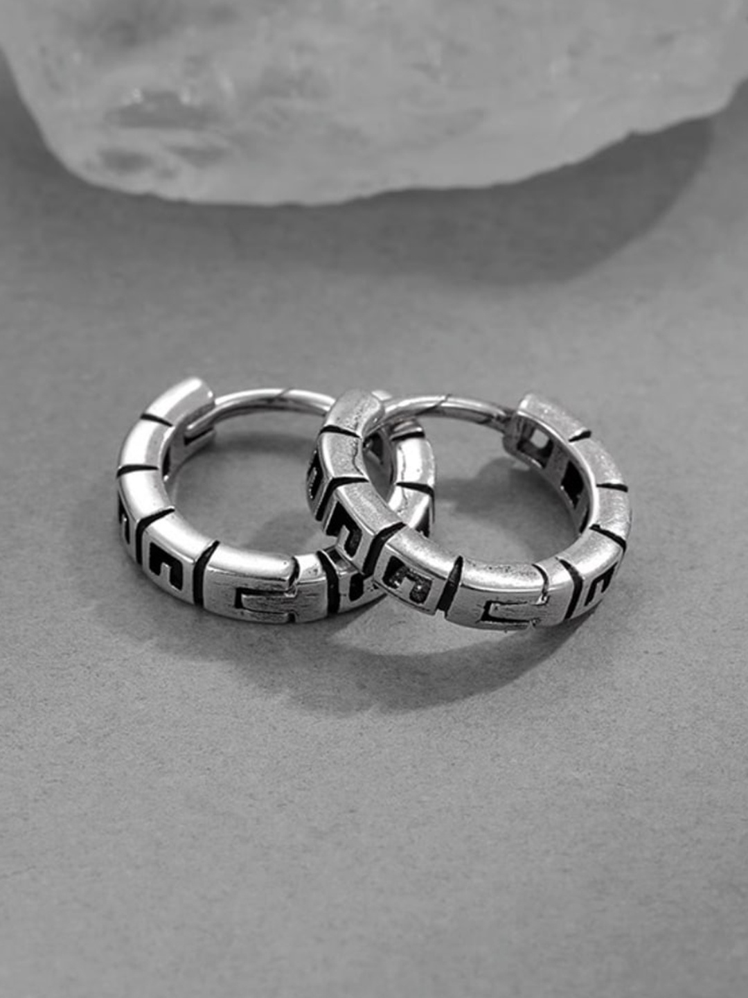

The Roadster Lifestyle Co. Circular Modern Mingle Earrings, Silver