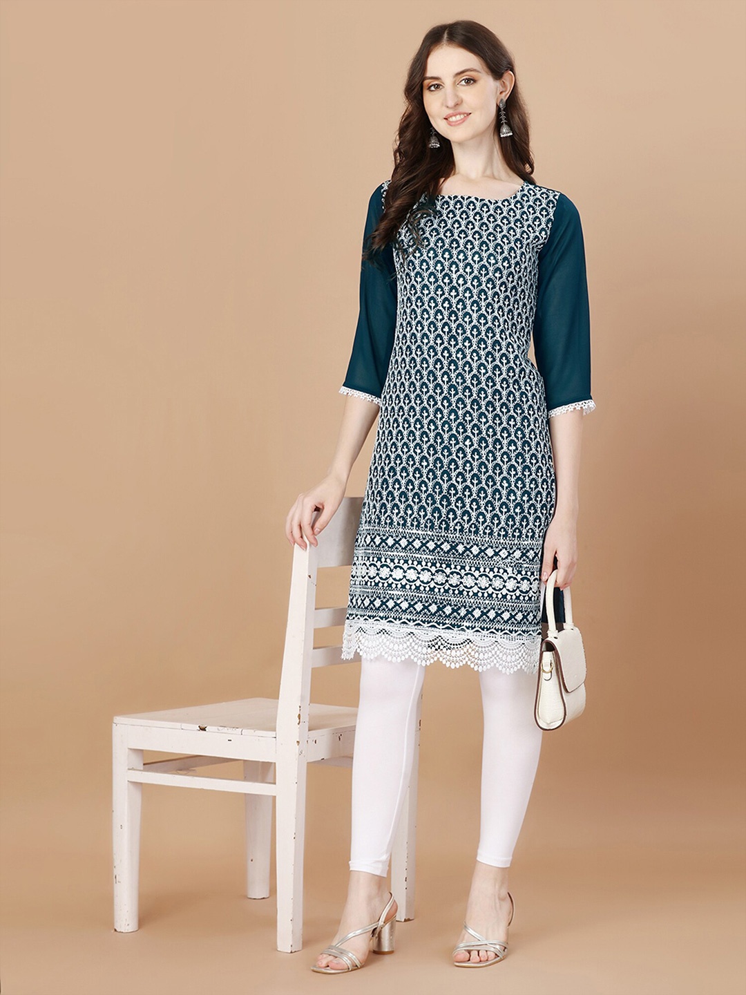 

N N ENTERPRISE Ethnic Motifs Embroidered Straight Kurta, Teal
