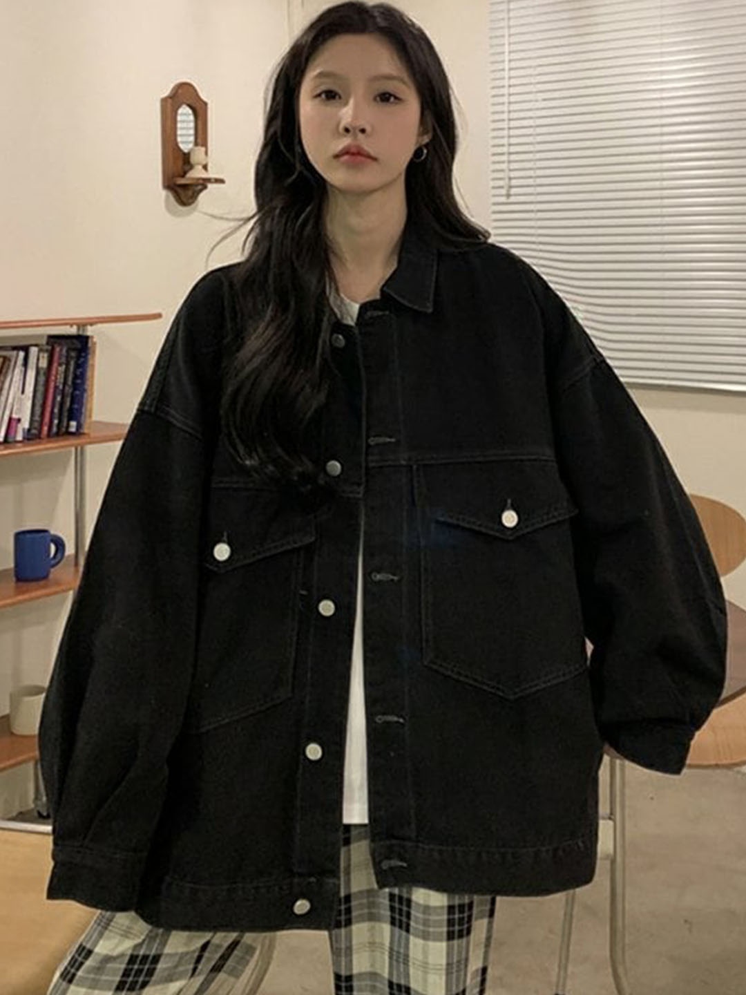 

StyleCast Black Spread Collar Longline Cotton Denim Jacket