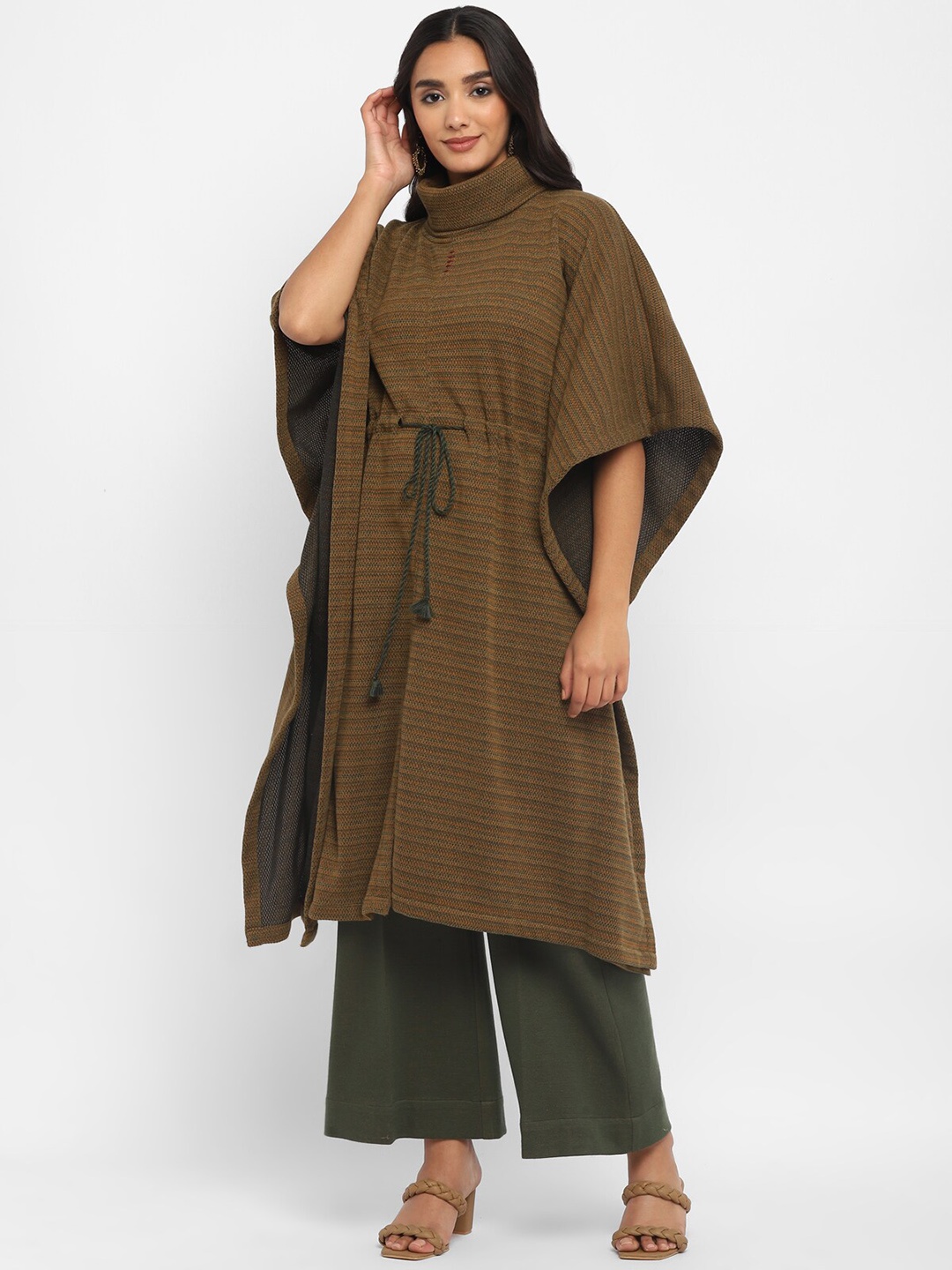 

STADO Striped Kaftan Regular Kurta with Palazzos, Olive