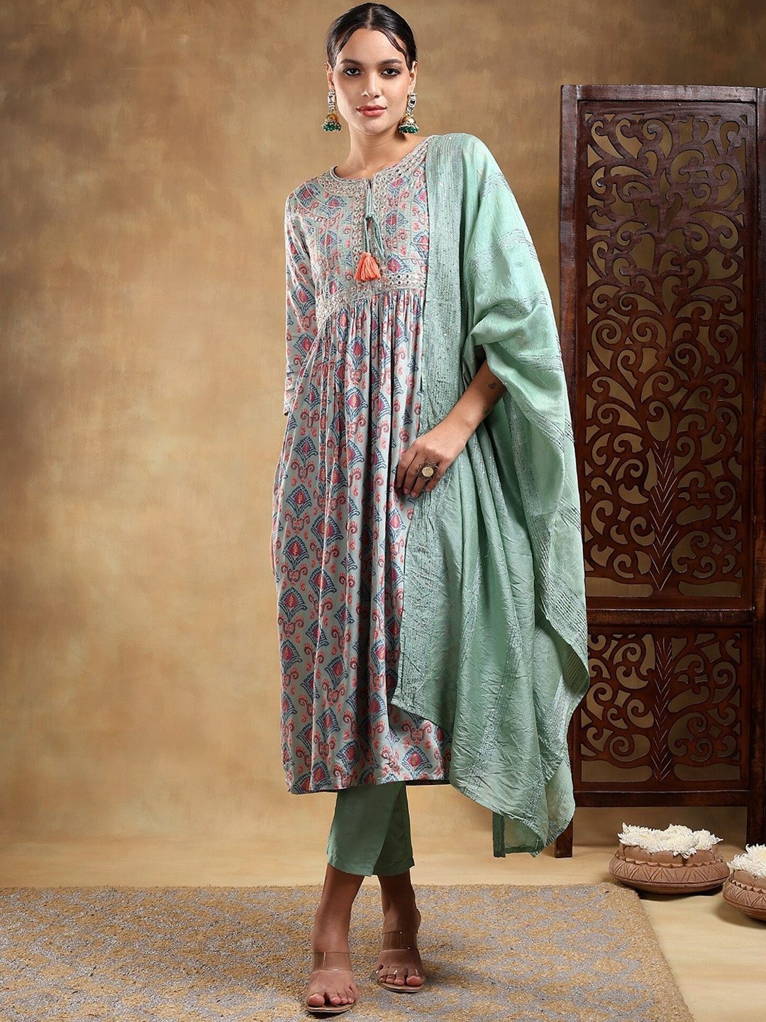 

BAESD Ethnic Motifs Printed Thread Work Kurta with Trousers & Dupatta, Green