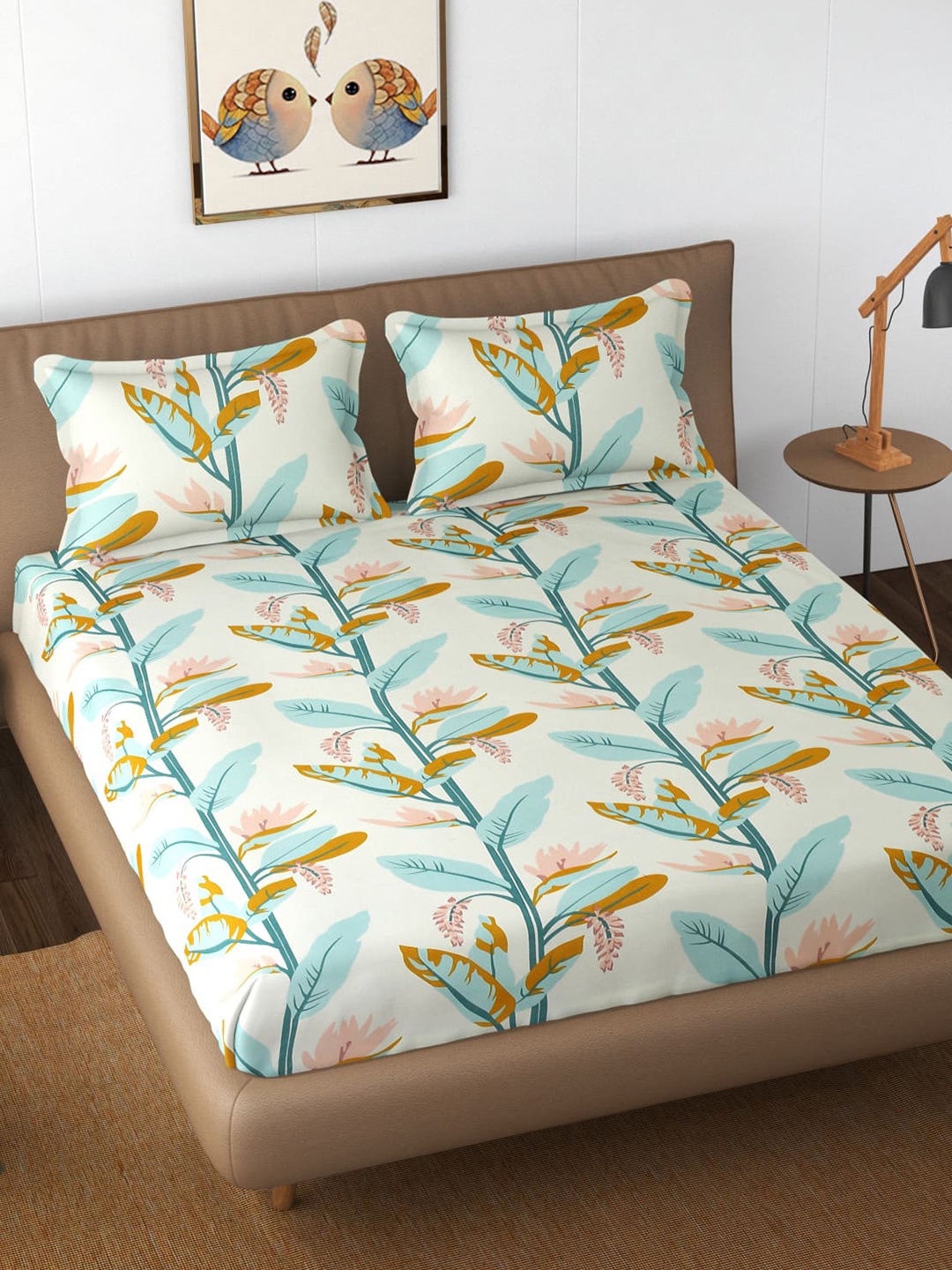 

TEAL BY CHUMBAK Blue Printed Cotton Fitted 144 TC Queen Bedsheet With 2 Pillow Covers