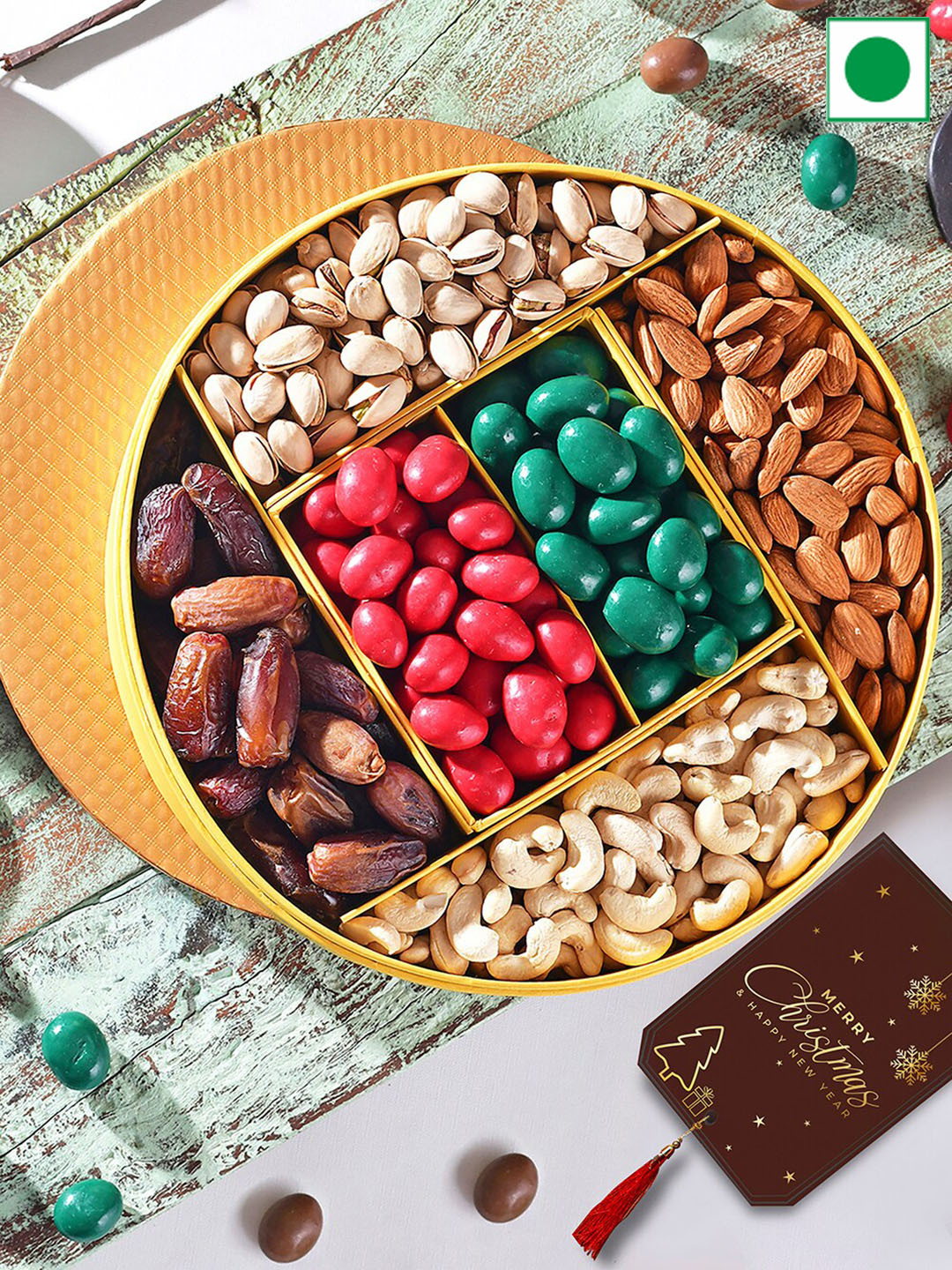 

RawFruit Dry Fruits & Dragees, Beige