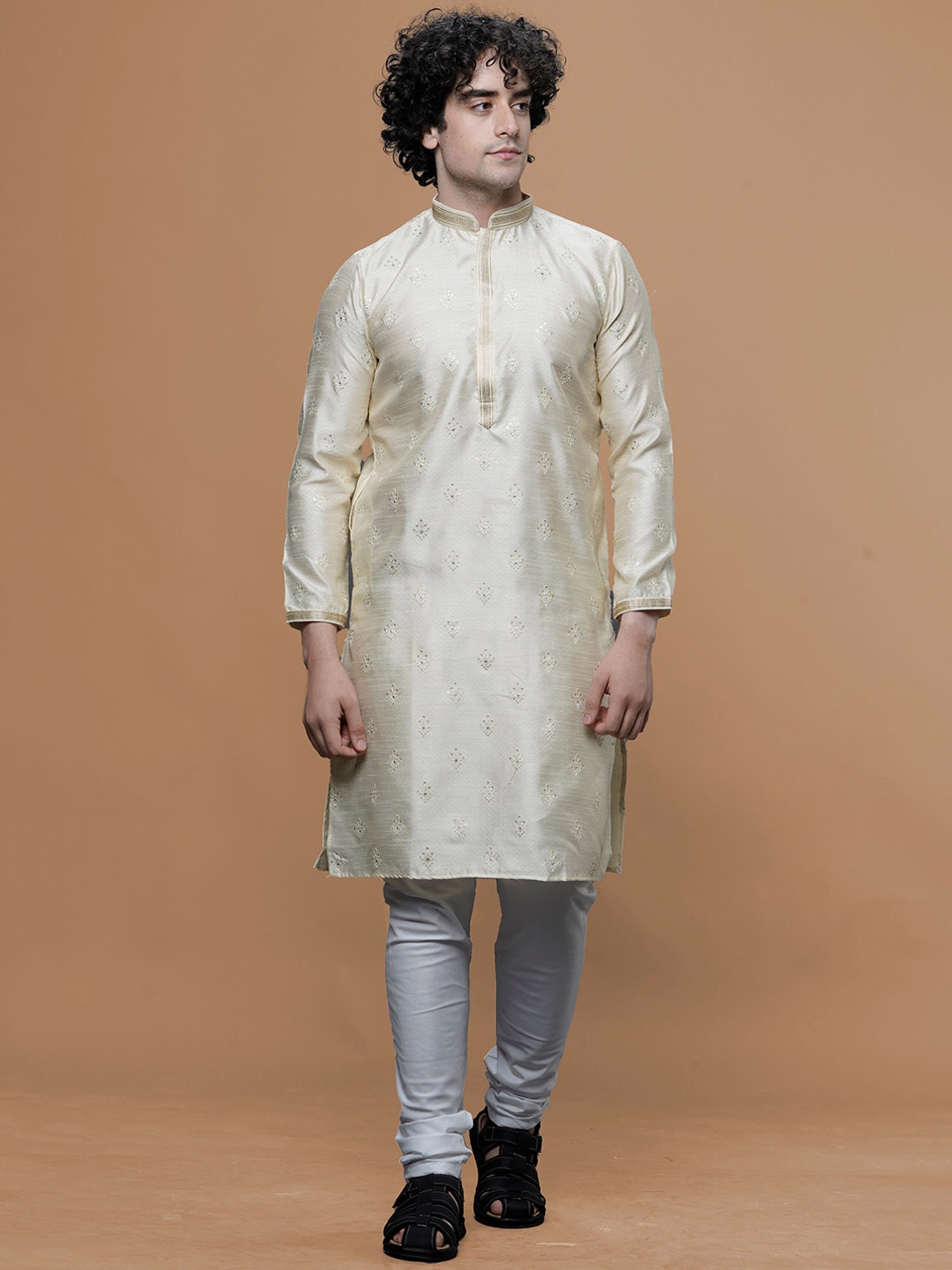 

MAAHI FABS Ethnic Motif Woven Design Mandarin Collar Thread Work Straight Kurta, Cream