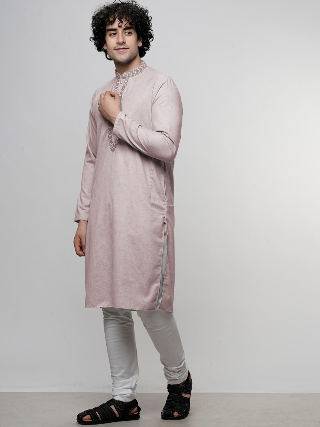 

MAAHI FABS Mandarin Collar Straight Kurta, Purple