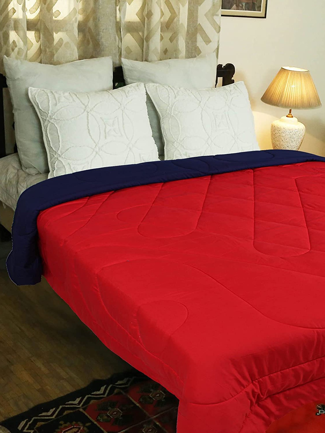 

TEAL BY CHUMBAK Red & Grey AC Room 210 GSM Double Bed Comforter