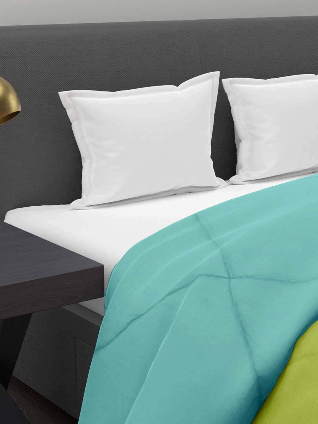 

TEAL BY CHUMBAK Green & Blue AC Room 210 GSM Double Bed Comforter