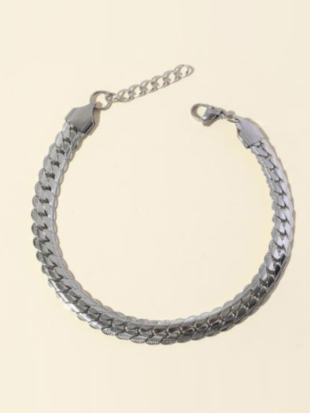 

The Roadster Lifestyle Co. Men Textured Dapper Link Bracelet, Silver