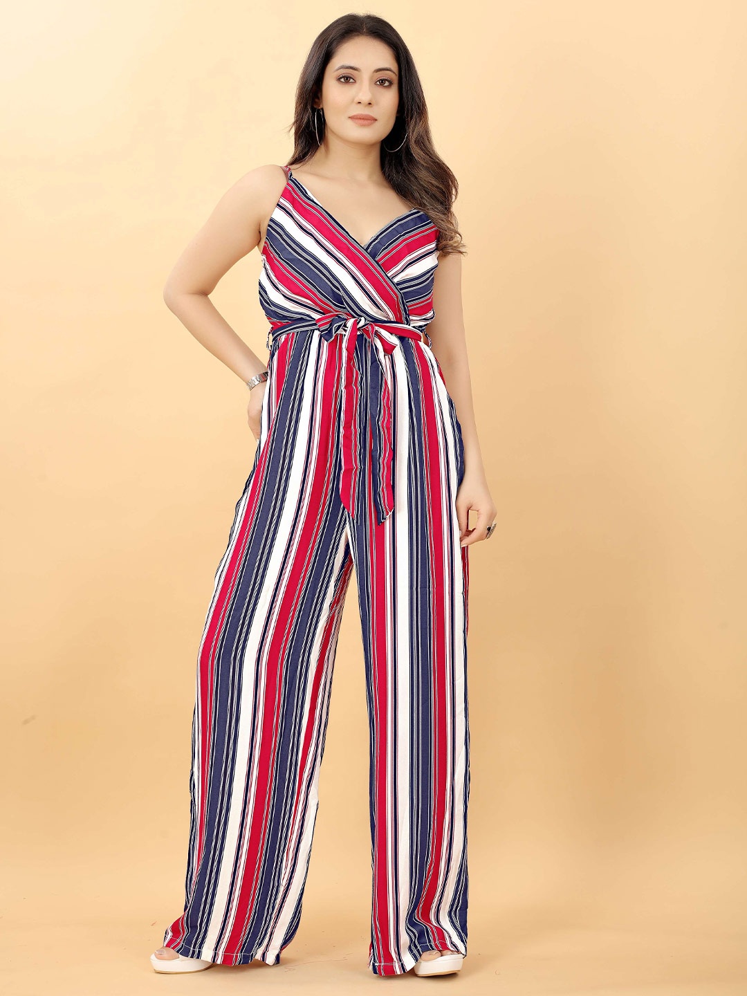 

BAESD Striped Basic Shoulder Straps Jumpsuit, White