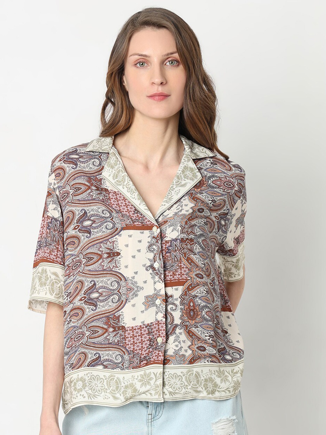 

Vero Moda Ethnic Motifs Printed Cuban Collar Casual Shirt, Grey