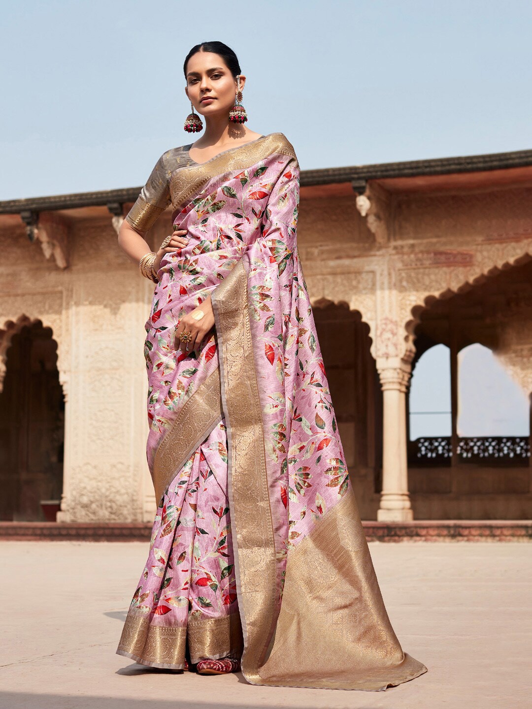 

Mitera Pink & Red Floral Printed Zari Designer Banarasi Saree