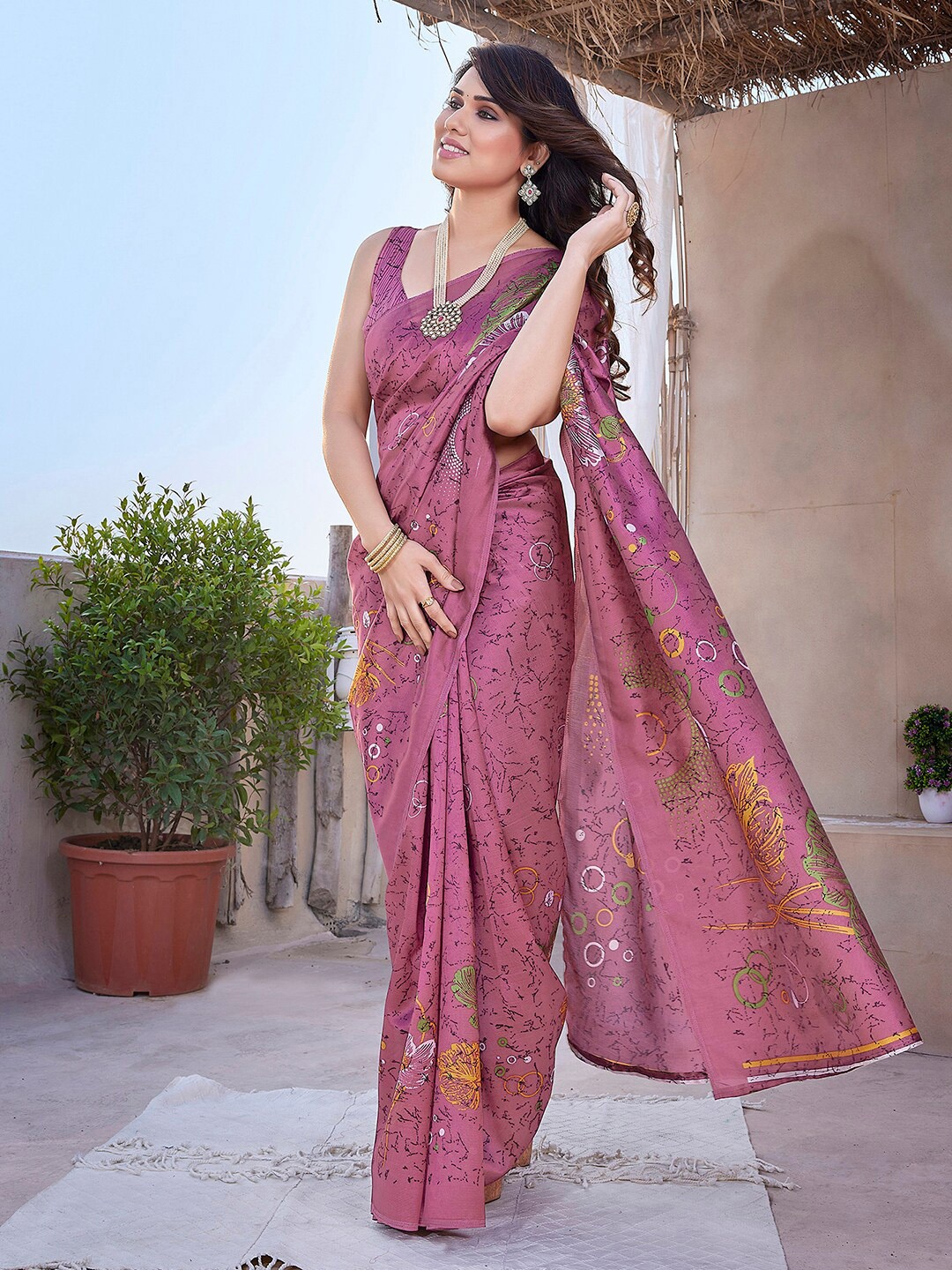 

KALINI Floral Printed Saree, Purple