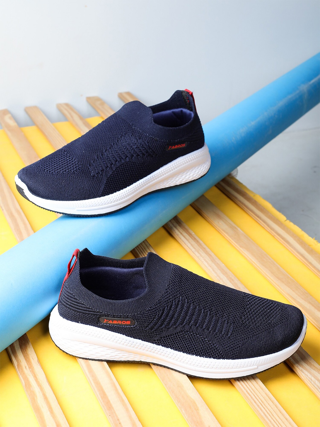 

ABROS Men ELIO Textured Slip On Running Shoes, Navy blue