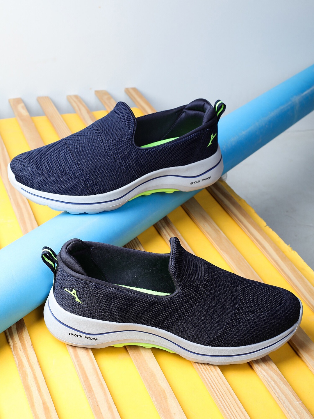 

ABROS Men COOLRIDE PRO Textured Slip On Running Shoes, Navy blue