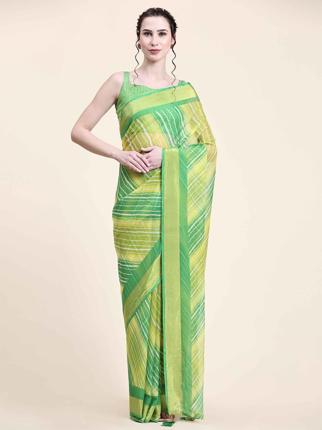 

Rujave Leheriya Printed Zari Saree, Green