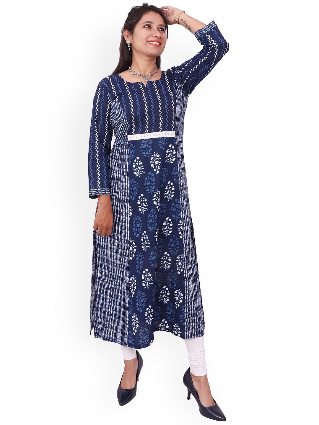 

WEAVERS SAGA Ethnic Motif Kurta, Blue