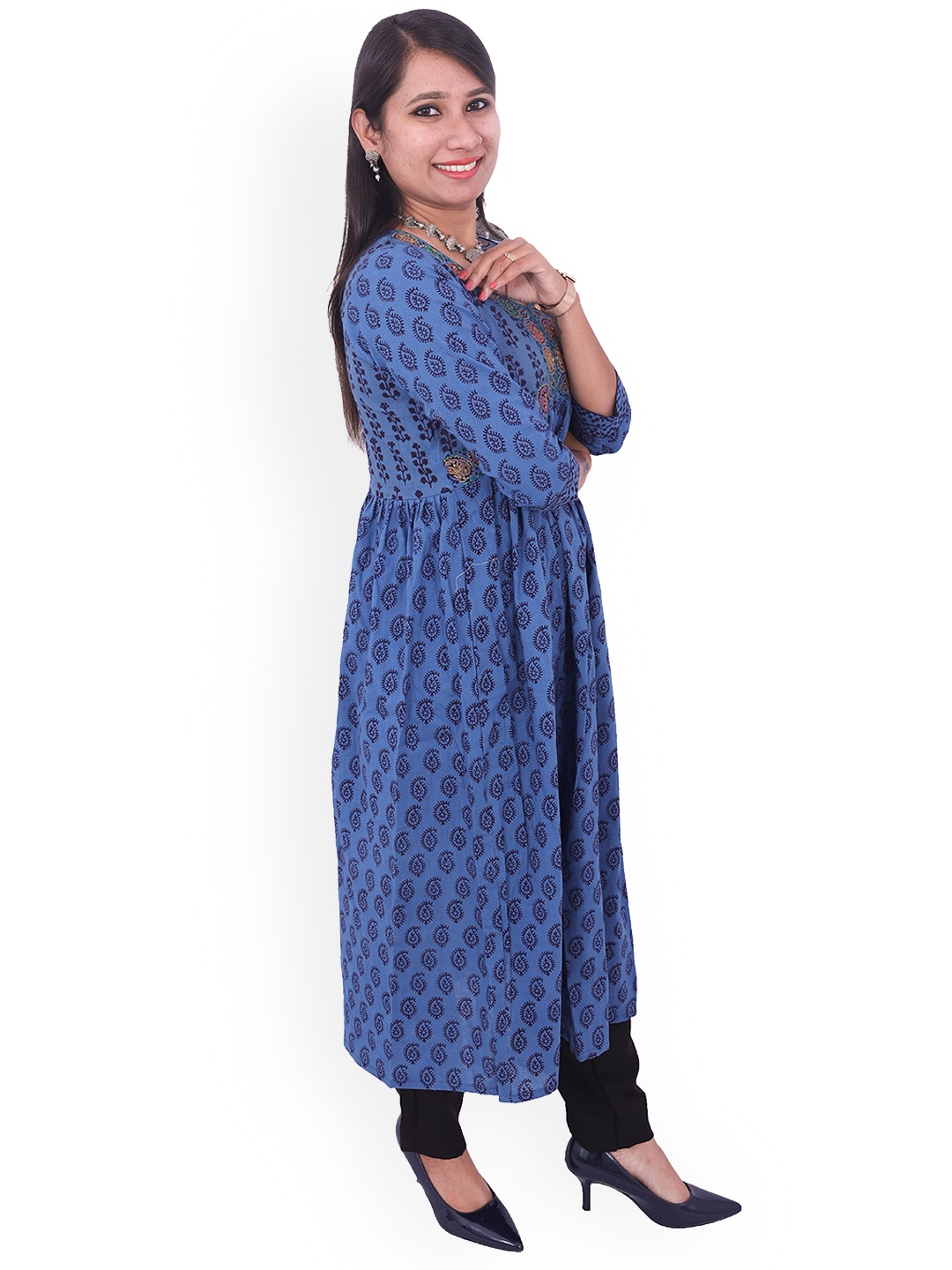 

WEAVERS SAGA Bagh Print Pure Cotton Alia Cut Embroidered Kurta, Blue