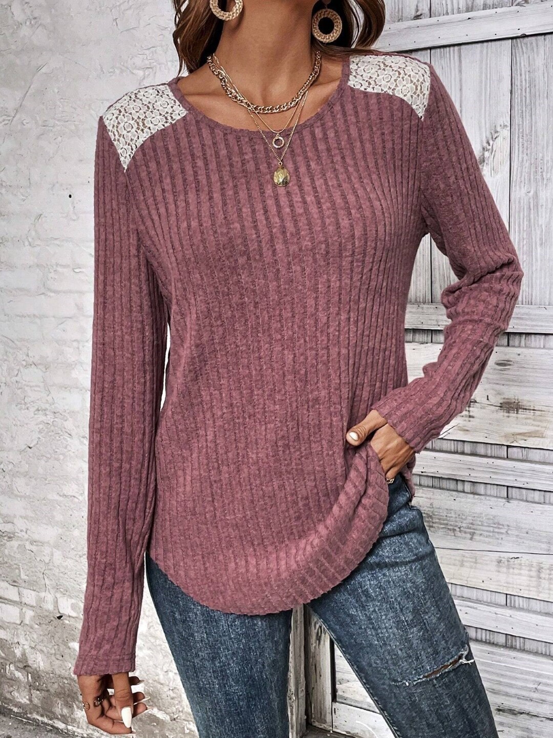 

Stylecast X KPOP Mauve Striped Round Neck Top