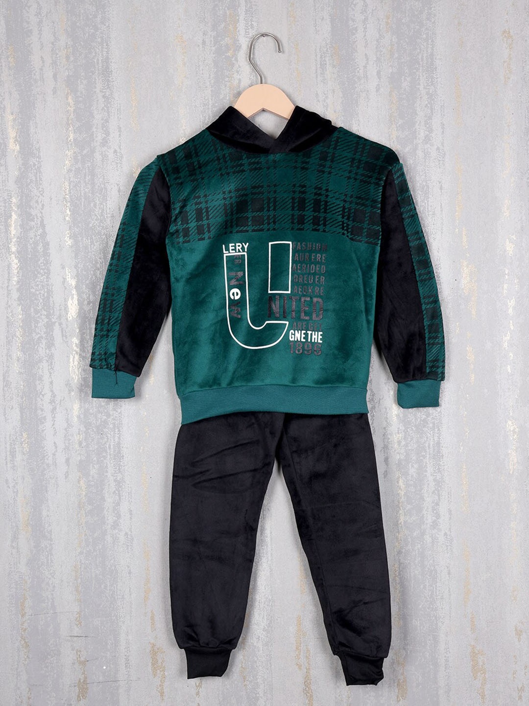 

Albion Boys Typography Printed Hooded Pure Cotton Tracksuit, Green