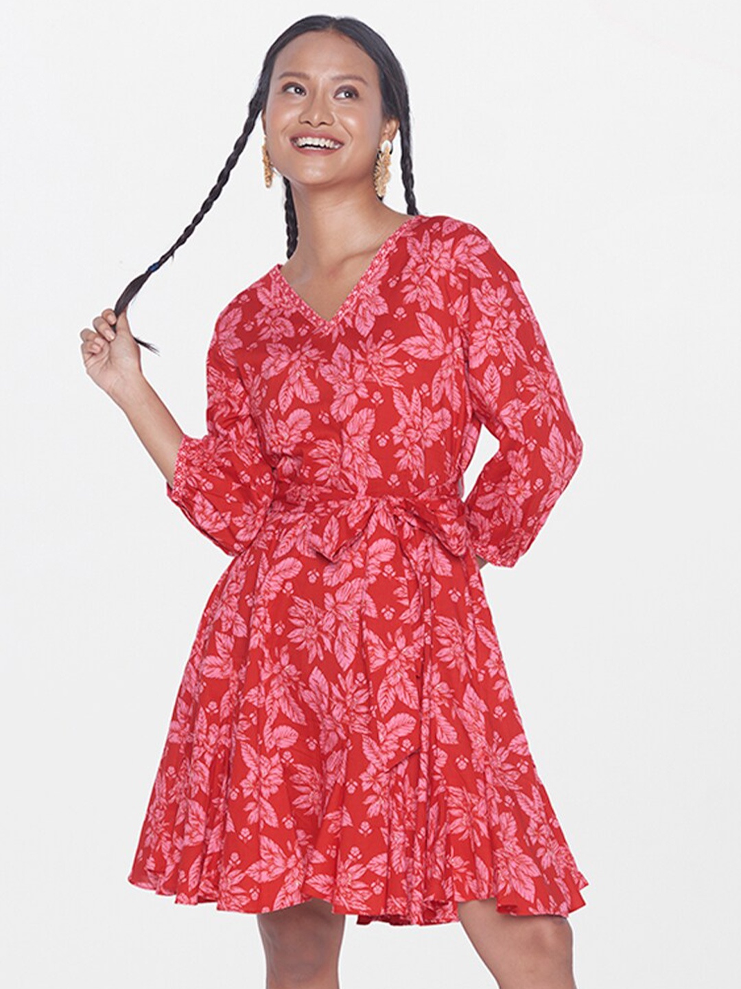 

Global Desi Floral Printed V-Neck Belted Pure Cotton Fit & Flare Dress, Red