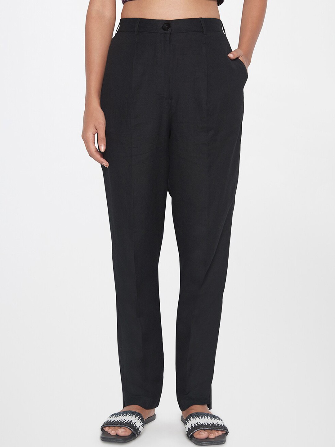 

Global Desi Women Tapered Fit Trousers, Black