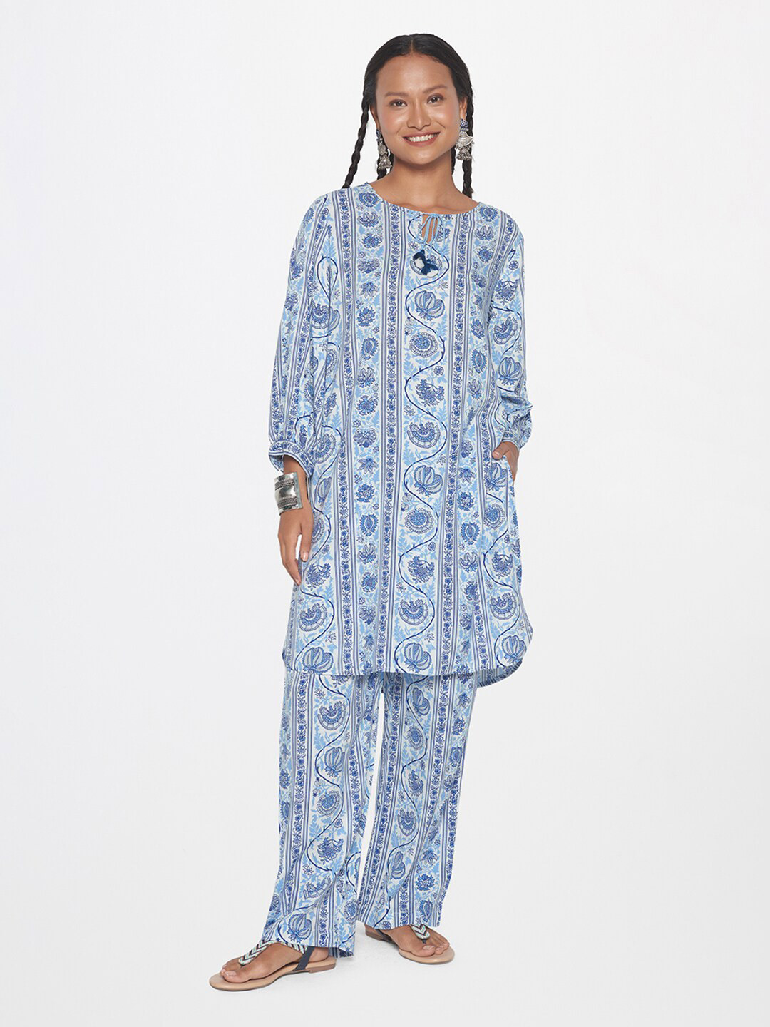 

Global Desi Floral Printed Tie-Up Neck Kurta With Trouser, Blue