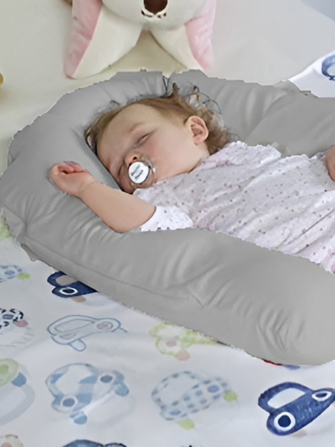 

LINENOVATION Grey 2 Pieces Fibre Filled U Shaped Lightweight Baby Pillow