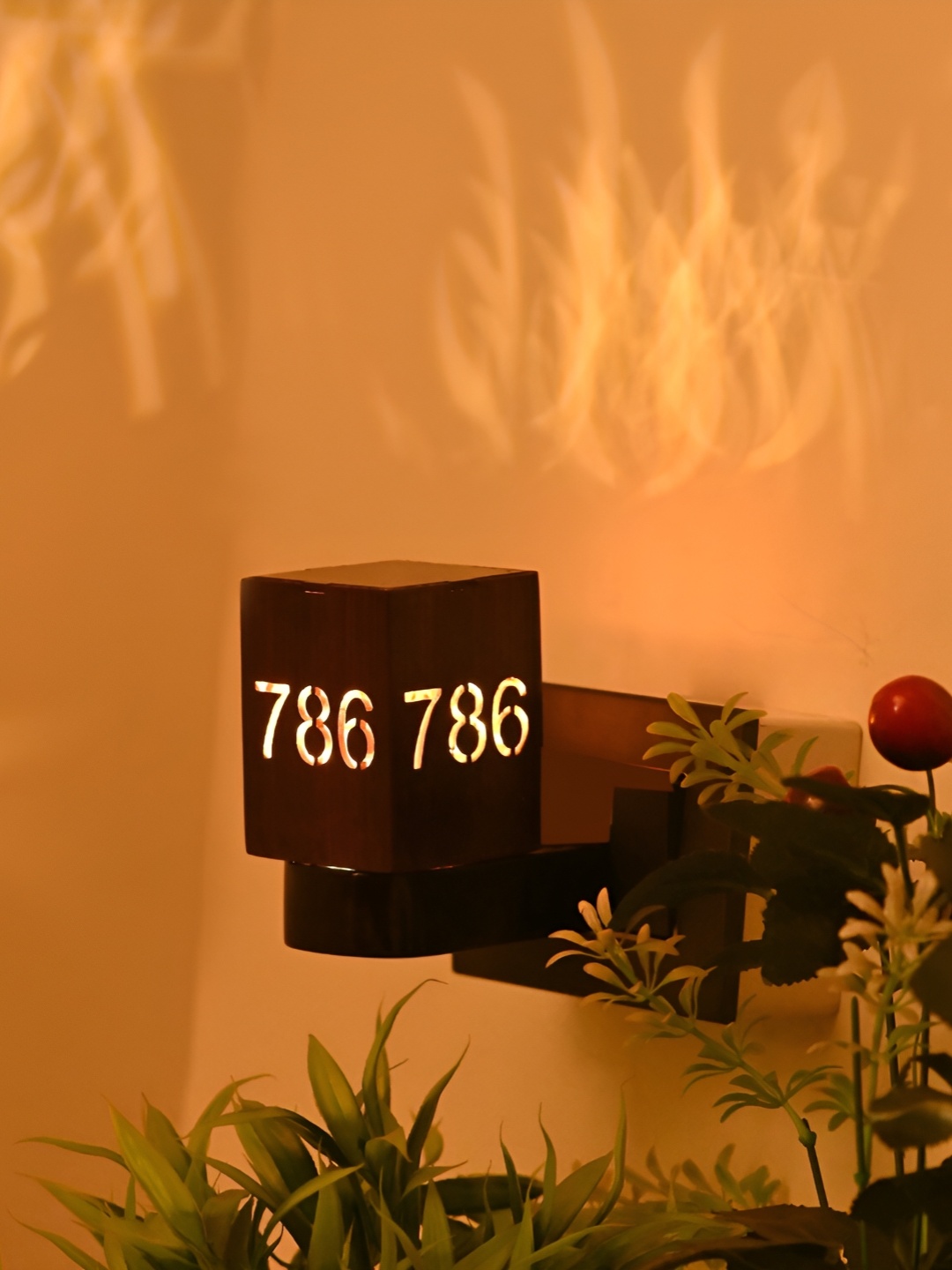 

Afast Brown Wood Wall Lamp