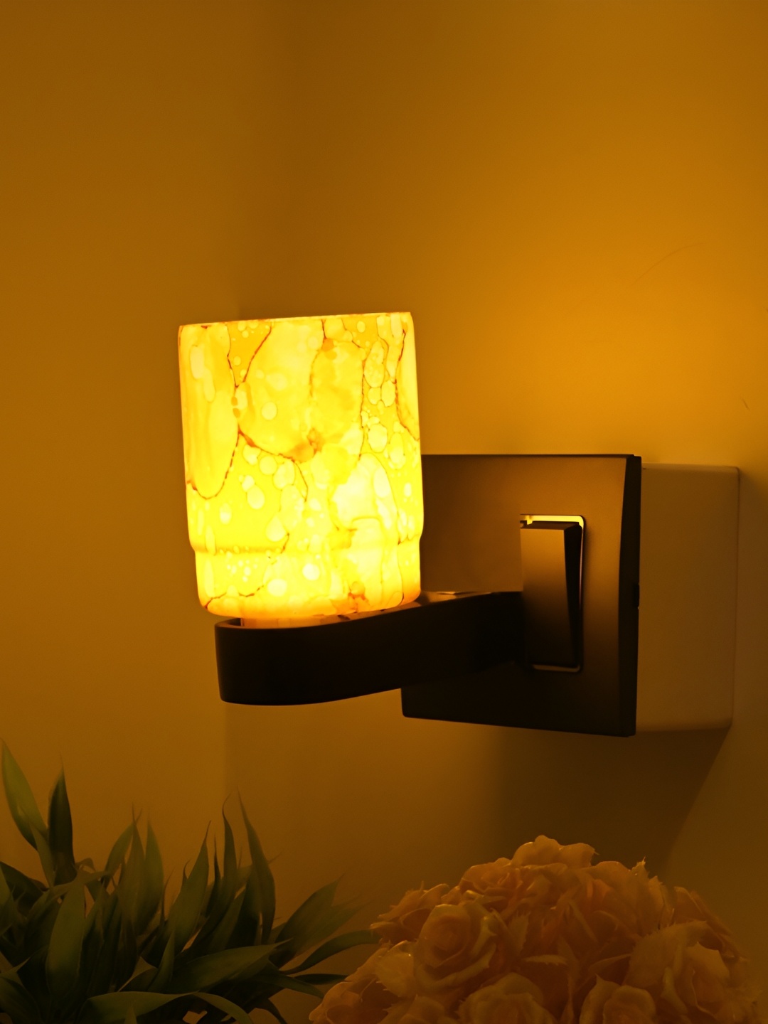 

Afast Yellow and Black Glass Wall Lamp