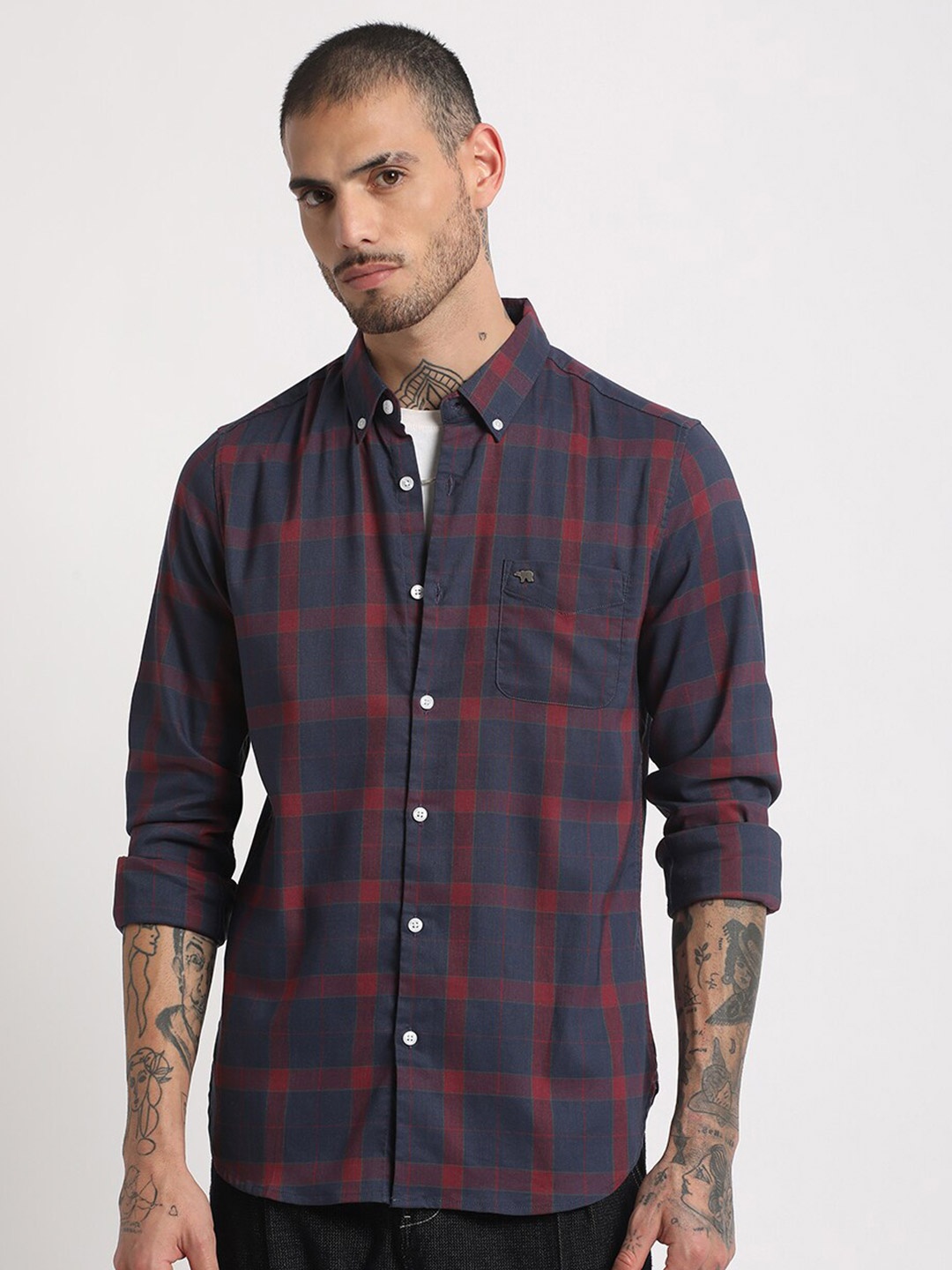 

THE BEAR HOUSE Slim Fit Checked Button-Down Collar Casual Shirt, Navy blue