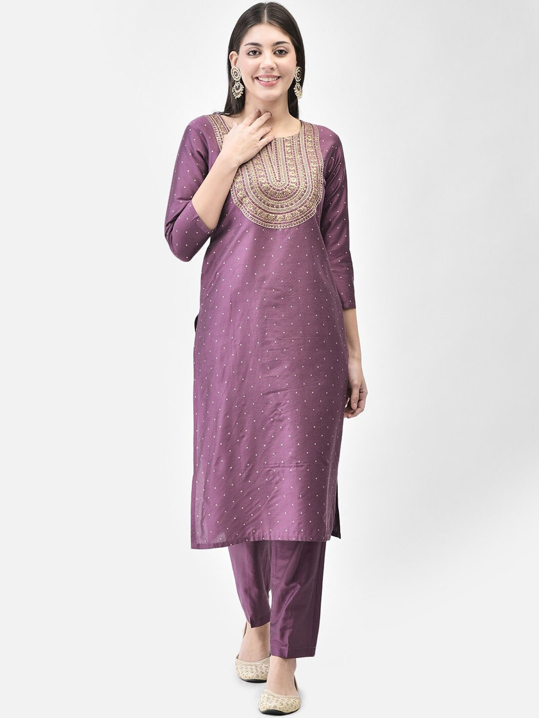 

Span Printed Yoke Design Straight Kurta With Trousers, Purple