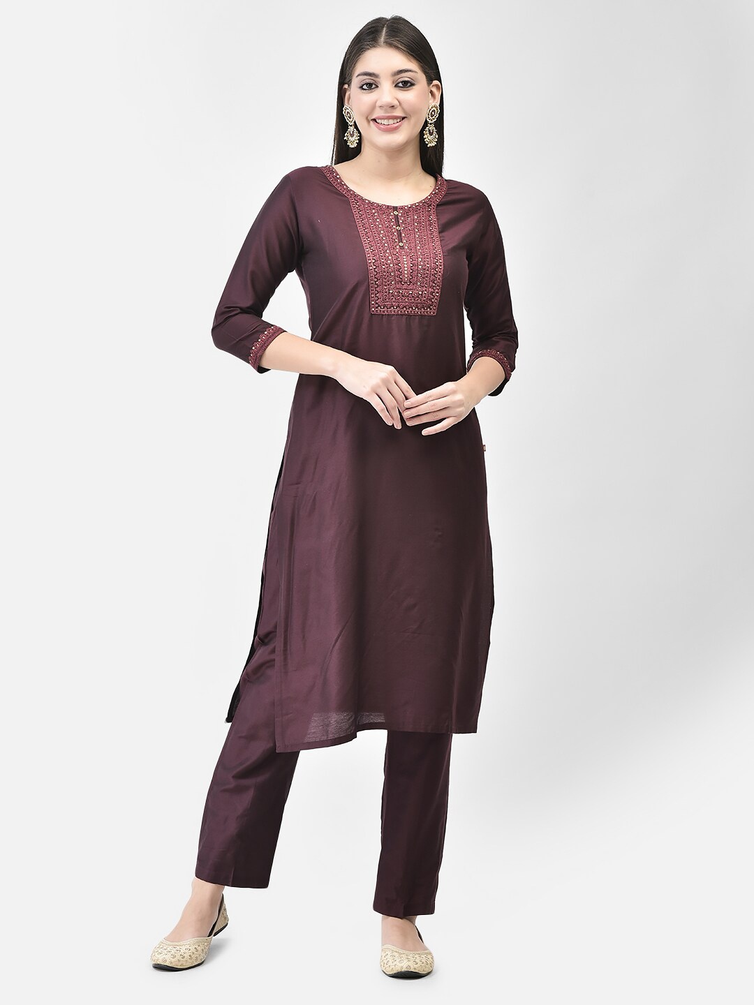

Span Yoke Design Straight Kurta With Trousers, Purple