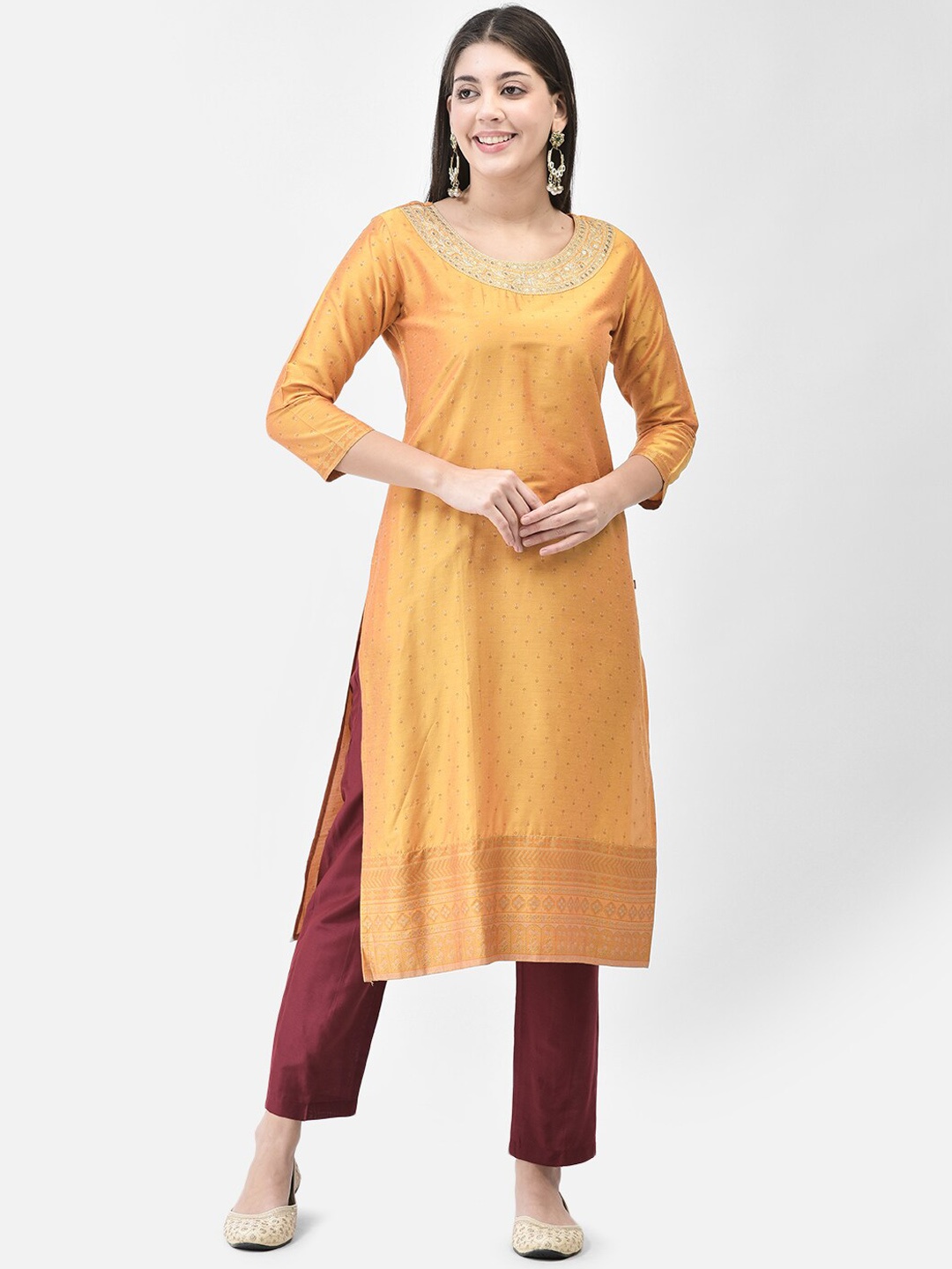 

Span Printed Straight Kurta With Trousers, Yellow