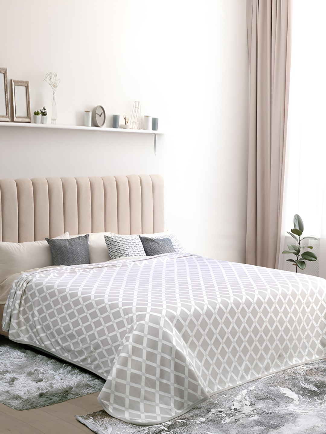 

ELAN DREAMS kapaasa Beige & Off White Geometric Summer 110 GSM Double Bed Blanket