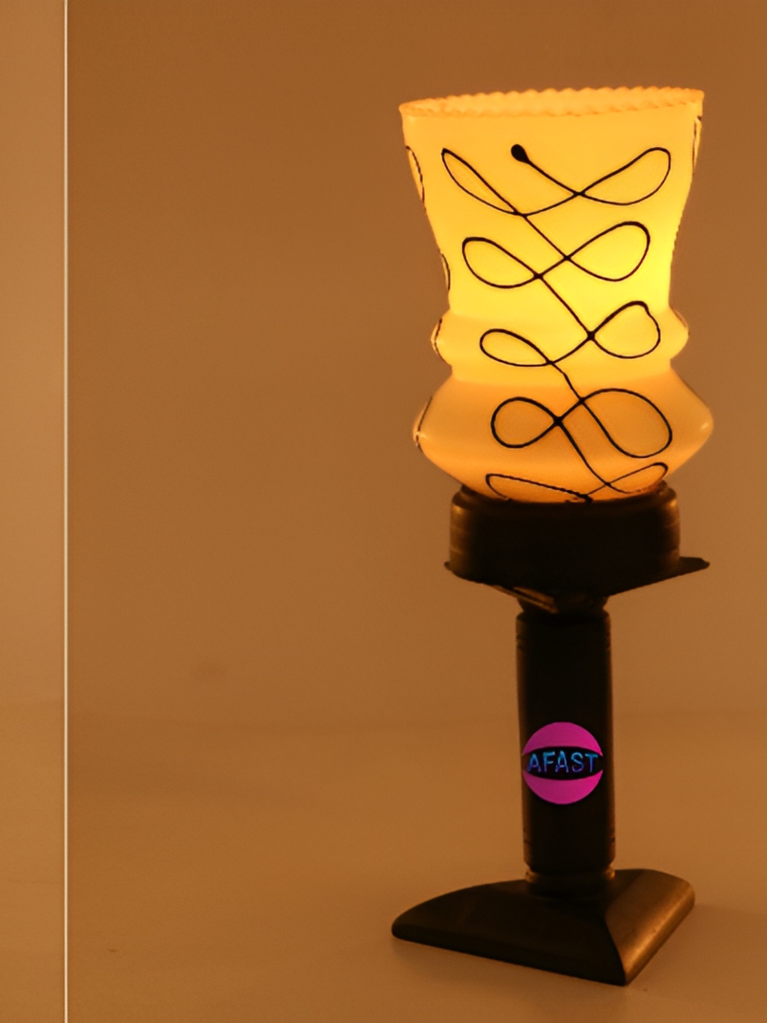 

Afast White 2 Pieces Printed Wooden Contemporary Table Lamp With Adjustable Cord